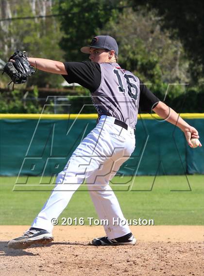 Thumbnail 2 in Glendora vs. Upland photogallery.