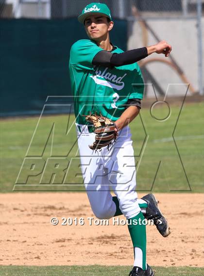 Thumbnail 2 in Glendora vs. Upland photogallery.