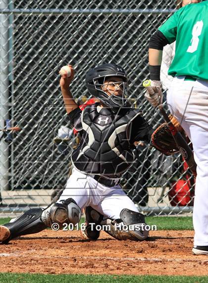 Thumbnail 2 in Glendora vs. Upland photogallery.