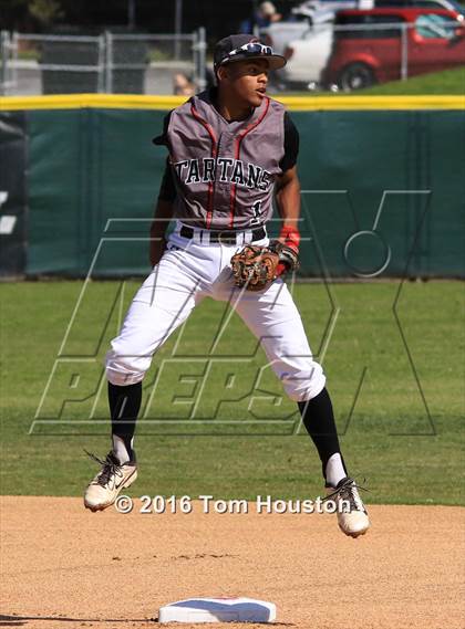 Thumbnail 1 in Glendora vs. Upland photogallery.