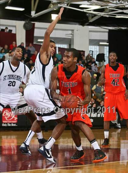 Thumbnail 1 in Hargrave Military Academy vs St. Thomas More (Spalding Hoophall Classic) photogallery.