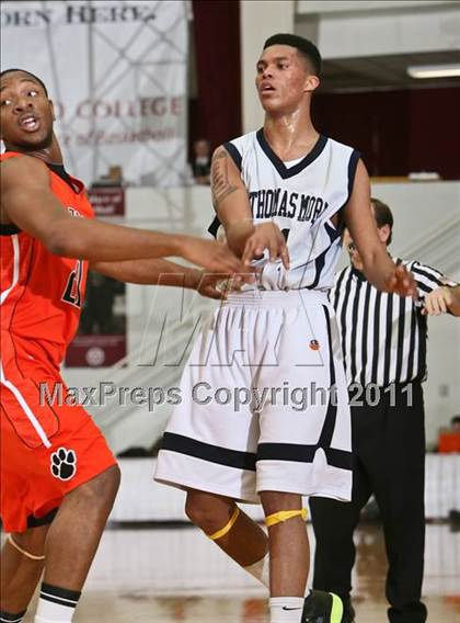 Thumbnail 1 in Hargrave Military Academy vs St. Thomas More (Spalding Hoophall Classic) photogallery.