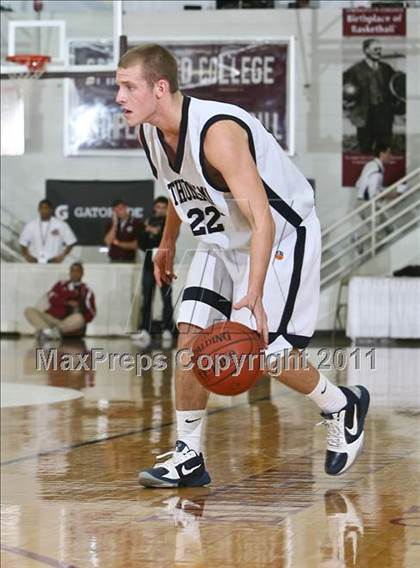 Thumbnail 3 in Hargrave Military Academy vs St. Thomas More (Spalding Hoophall Classic) photogallery.