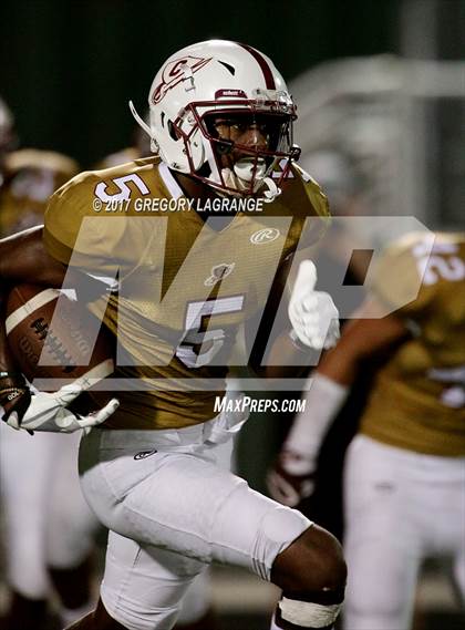 Thumbnail 1 in Garland vs Keller Central photogallery.