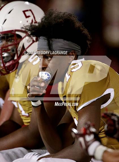 Thumbnail 3 in Garland vs Keller Central photogallery.