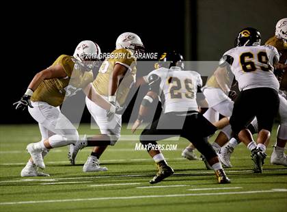 Thumbnail 2 in Garland vs Keller Central photogallery.