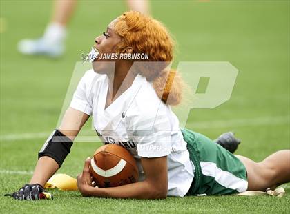 Thumbnail 3 in Fleming Island vs Chiles (Jaguars Preseason Classic) photogallery.