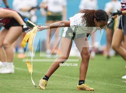 Thumbnail 3 in Fleming Island vs Chiles (Jaguars Preseason Classic) photogallery.