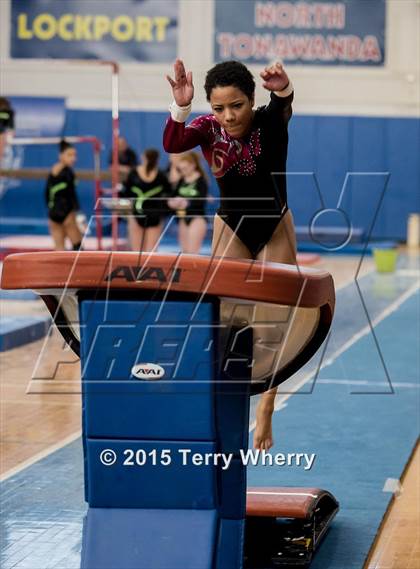 Thumbnail 1 in NYSPHSAA Championships 2015 photogallery.