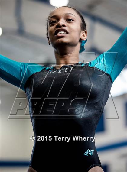 Thumbnail 2 in NYSPHSAA Championships 2015 photogallery.
