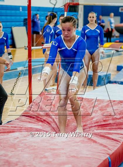 Thumbnail 3 in NYSPHSAA Championships 2015 photogallery.