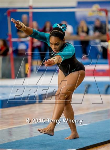 Thumbnail 1 in NYSPHSAA Championships 2015 photogallery.