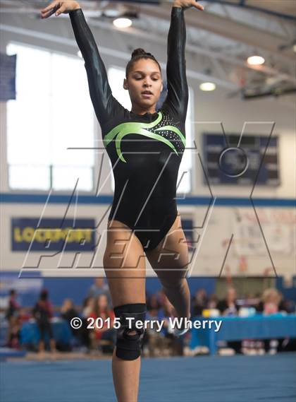 Thumbnail 2 in NYSPHSAA Championships 2015 photogallery.
