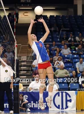 Thumbnail 3 in Los Alamitos vs. Foothill (State D1 Final) photogallery.