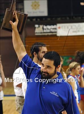 Thumbnail 1 in Los Alamitos vs. Foothill (State D1 Final) photogallery.