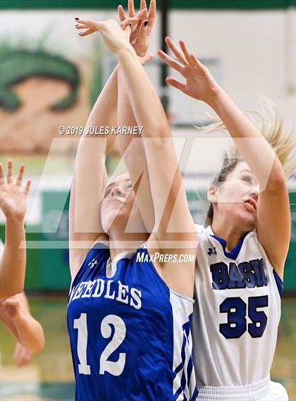 Thumbnail 3 in Needles vs Basic (Gator Winter Classic) photogallery.