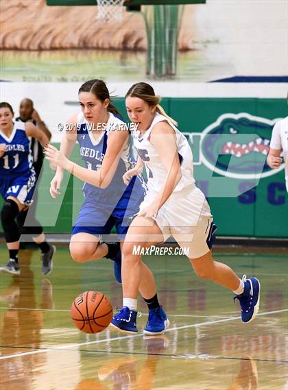 Thumbnail 3 in Needles vs Basic (Gator Winter Classic) photogallery.