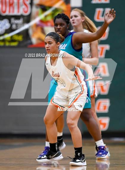 Thumbnail 2 in Cox Mill vs East Lincoln (East Lincoln Winter Jam) photogallery.