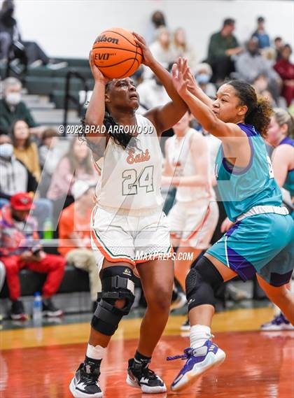 Thumbnail 1 in Cox Mill vs East Lincoln (East Lincoln Winter Jam) photogallery.