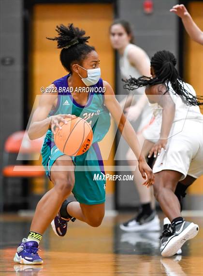 Thumbnail 1 in Cox Mill vs East Lincoln (East Lincoln Winter Jam) photogallery.