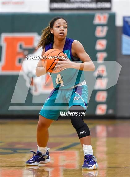 Thumbnail 2 in Cox Mill vs East Lincoln (East Lincoln Winter Jam) photogallery.
