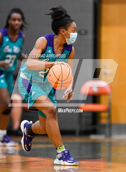 Thumbnail 3 in Cox Mill vs East Lincoln (East Lincoln Winter Jam) photogallery.