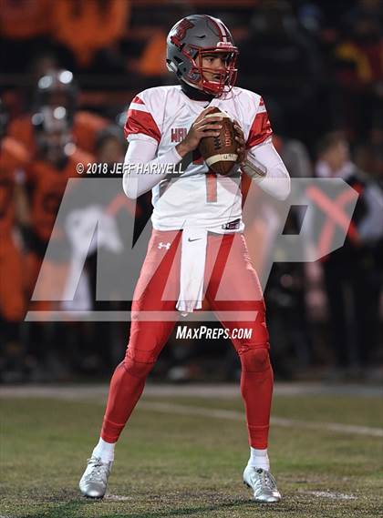 Thumbnail 1 in Walnut Ridge @ Washington (OHSAA D2 Regional Quarterfinal) photogallery.