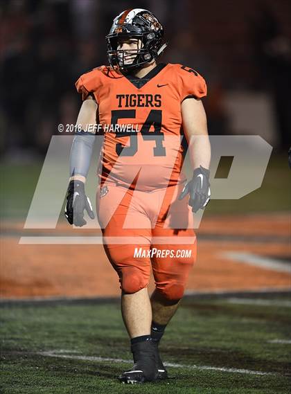 Thumbnail 1 in Walnut Ridge @ Washington (OHSAA D2 Regional Quarterfinal) photogallery.
