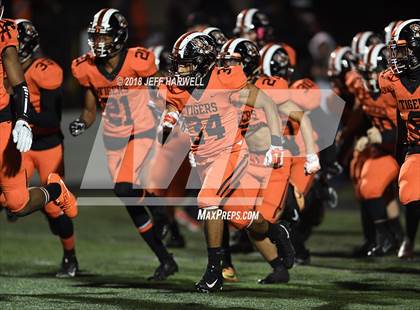 Thumbnail 3 in Walnut Ridge @ Washington (OHSAA D2 Regional Quarterfinal) photogallery.