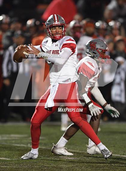 Thumbnail 3 in Walnut Ridge @ Washington (OHSAA D2 Regional Quarterfinal) photogallery.