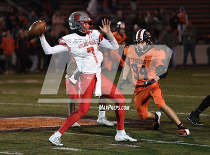 Thumbnail 3 in Walnut Ridge @ Washington (OHSAA D2 Regional Quarterfinal) photogallery.