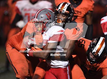 Thumbnail 1 in Walnut Ridge @ Washington (OHSAA D2 Regional Quarterfinal) photogallery.