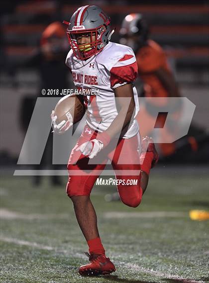 Thumbnail 1 in Walnut Ridge @ Washington (OHSAA D2 Regional Quarterfinal) photogallery.