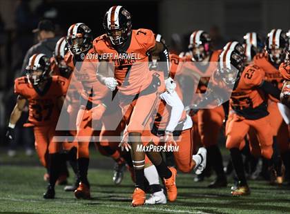 Thumbnail 1 in Walnut Ridge @ Washington (OHSAA D2 Regional Quarterfinal) photogallery.