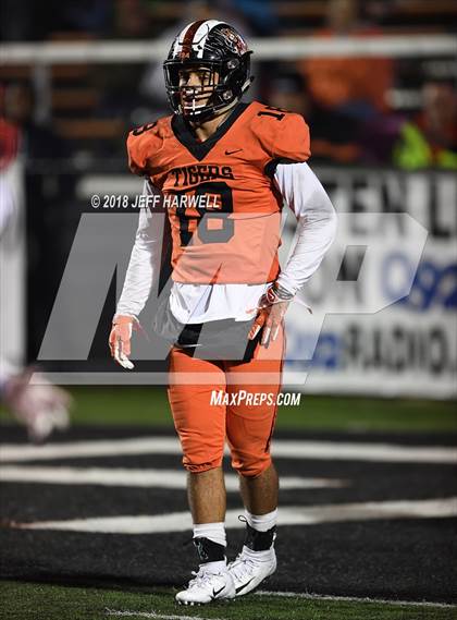 Thumbnail 2 in Walnut Ridge @ Washington (OHSAA D2 Regional Quarterfinal) photogallery.