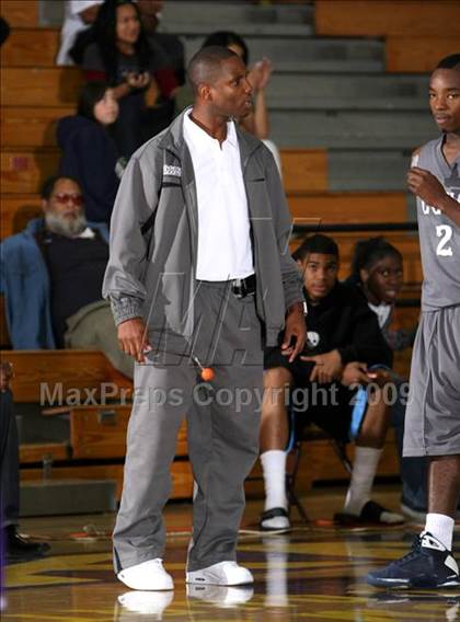 Thumbnail 1 in Manual Arts vs. Community Charter (Lynwood Christmas Challenge) photogallery.
