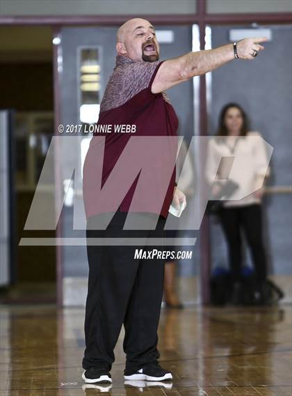 Thumbnail 3 in Ossining vs Elmira (NYPHSAA Class AA Regional Final) photogallery.