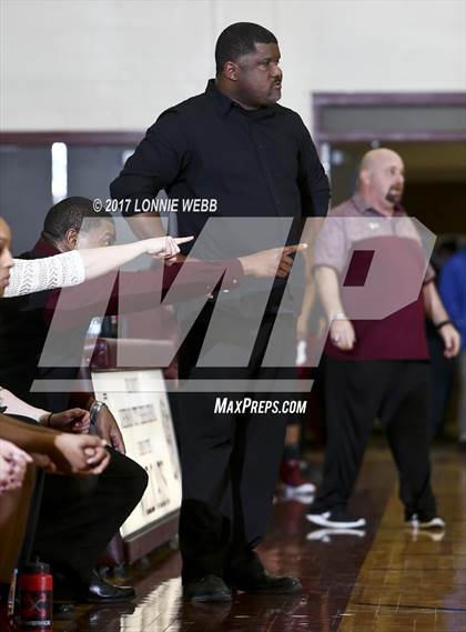 Thumbnail 3 in Ossining vs Elmira (NYPHSAA Class AA Regional Final) photogallery.