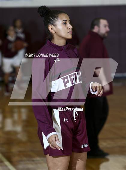 Thumbnail 2 in Ossining vs Elmira (NYPHSAA Class AA Regional Final) photogallery.