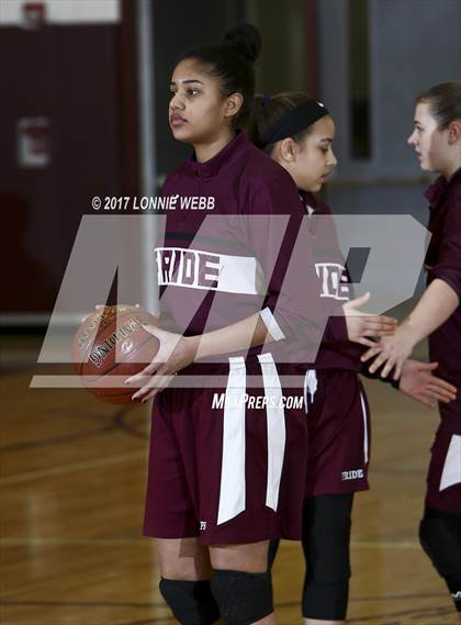 Thumbnail 3 in Ossining vs Elmira (NYPHSAA Class AA Regional Final) photogallery.