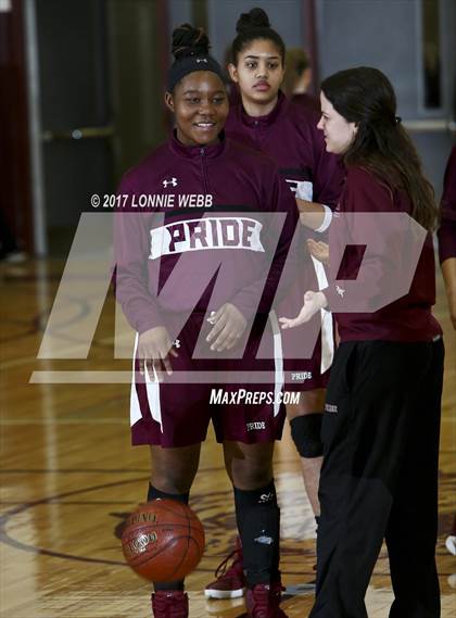 Thumbnail 1 in Ossining vs Elmira (NYPHSAA Class AA Regional Final) photogallery.