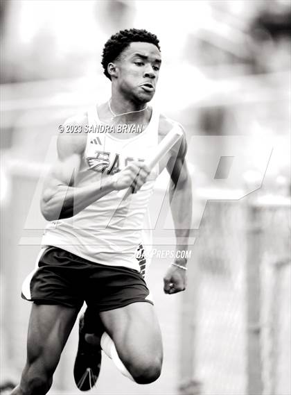 Thumbnail 3 in East Mecklenburg Meet photogallery.