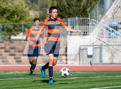 Thumbnail 1 in Regis Jesuit vs Legend photogallery.