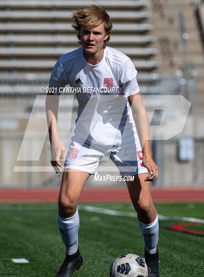 Thumbnail 1 in Regis Jesuit vs Legend photogallery.
