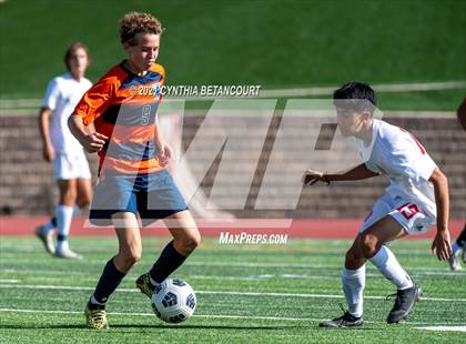 Thumbnail 2 in Regis Jesuit vs Legend photogallery.