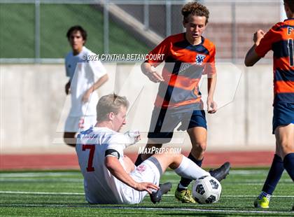 Thumbnail 2 in Regis Jesuit vs Legend photogallery.