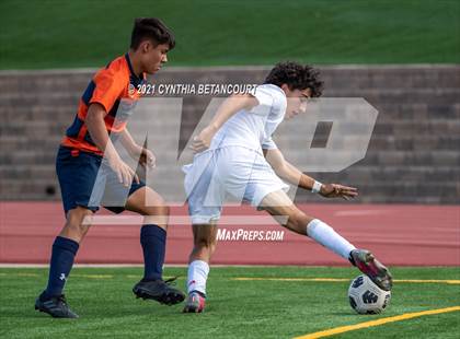 Thumbnail 3 in Regis Jesuit vs Legend photogallery.