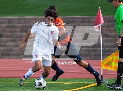 Thumbnail 1 in Regis Jesuit vs Legend photogallery.
