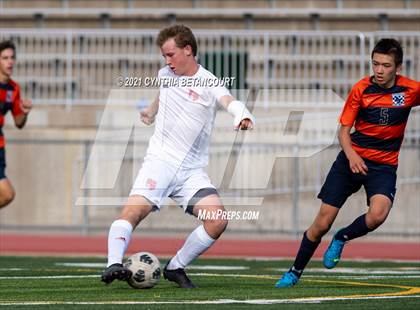 Thumbnail 2 in Regis Jesuit vs Legend photogallery.
