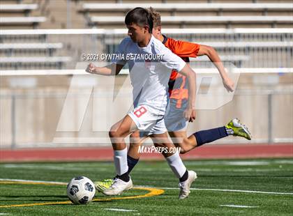 Thumbnail 2 in Regis Jesuit vs Legend photogallery.